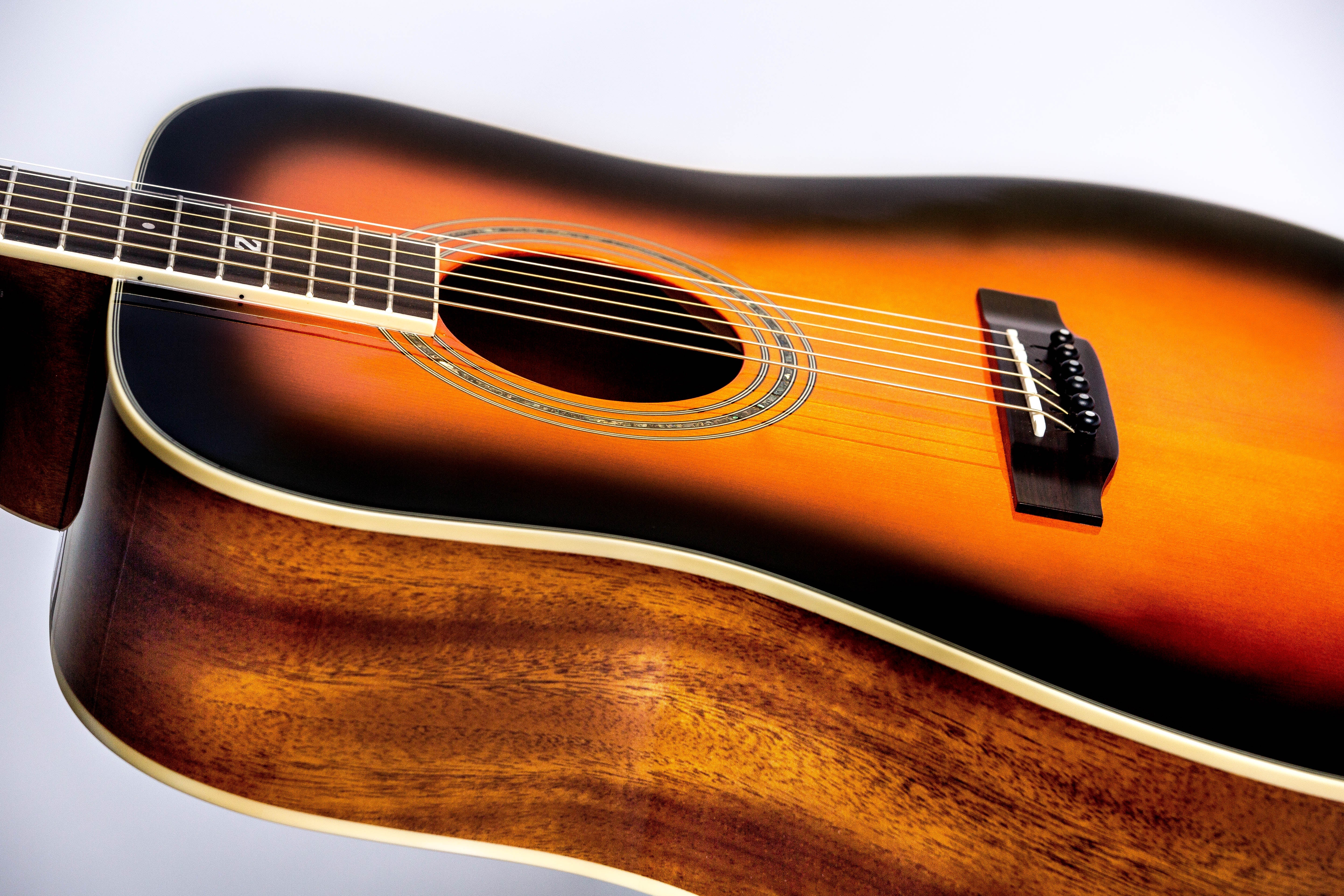 ZAD50 Solid Spruce/Mahogany Acoustic Vintage Sunburst