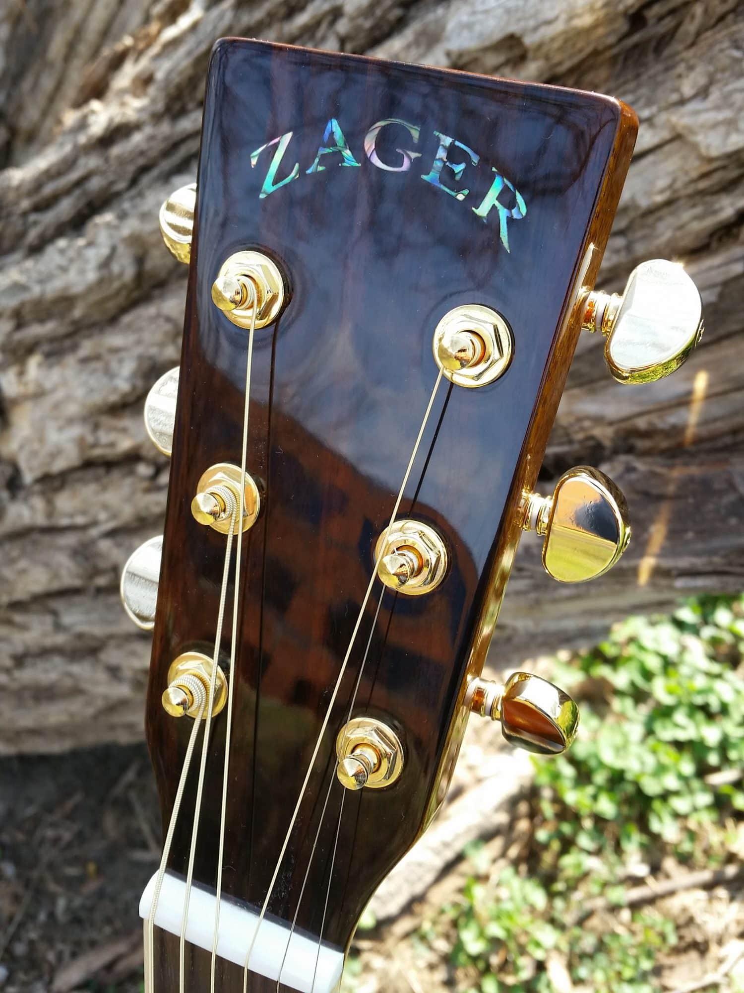 ZAD900CE Solid Spruce/Rosewood Acoustic Electric AURA Left Handed
