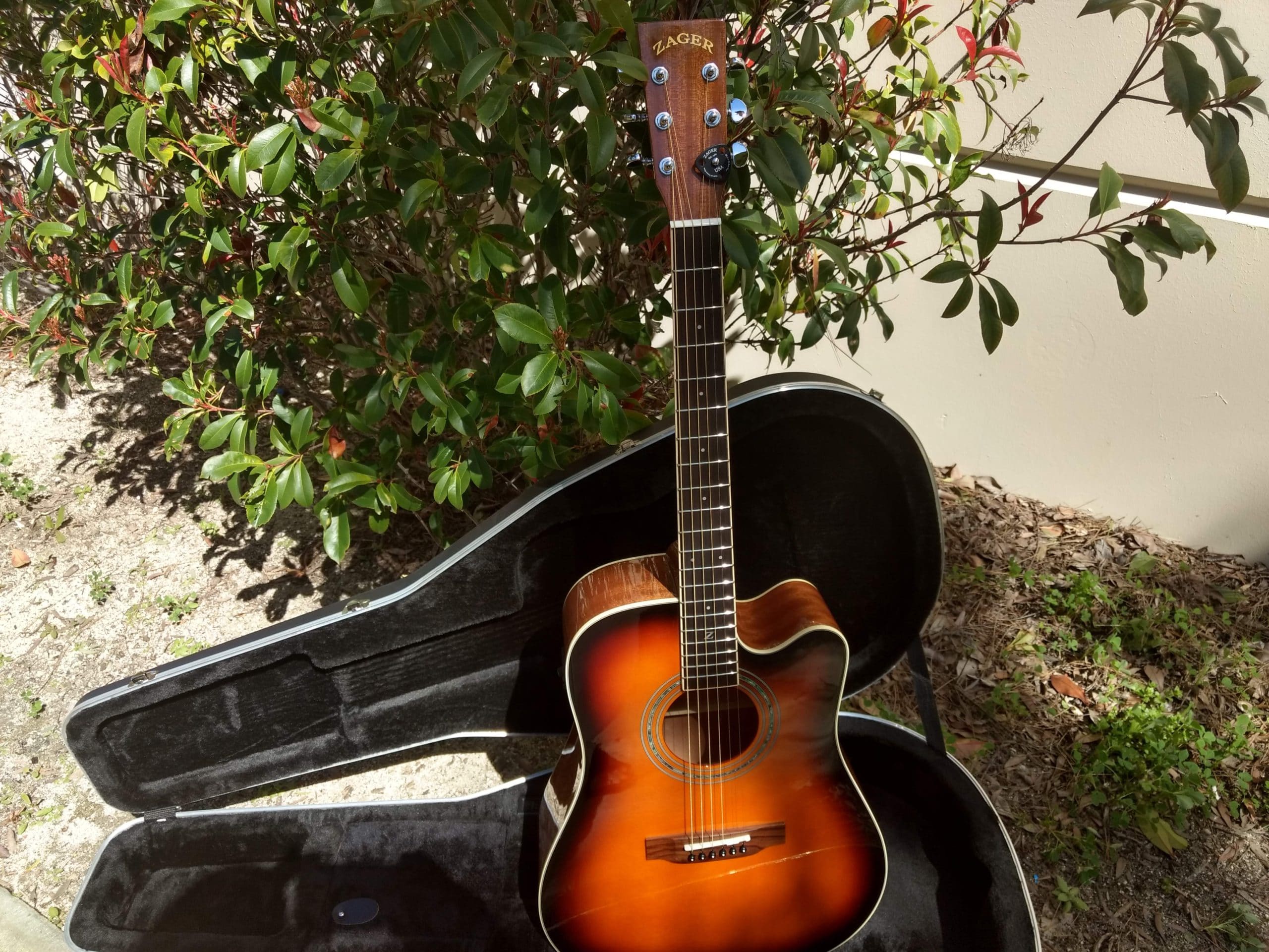 ZAD900CE Solid Spruce/Rosewood Acoustic Electric AURA 50th Anniversary Tobacco Sunburst Pro Series - Deal of the day