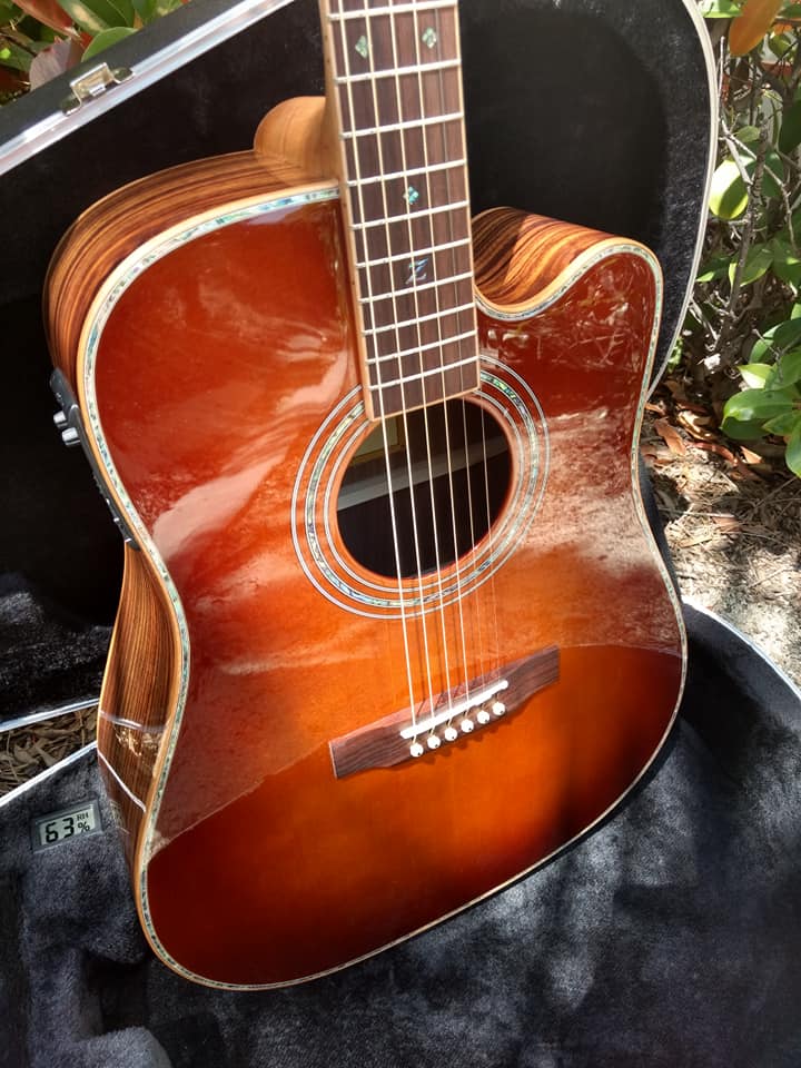 ZAD900CE Solid Spruce/Rosewood Acoustic Electric AURA 50th Anniversary Tobacco Sunburst Pro Series - Deal of the day