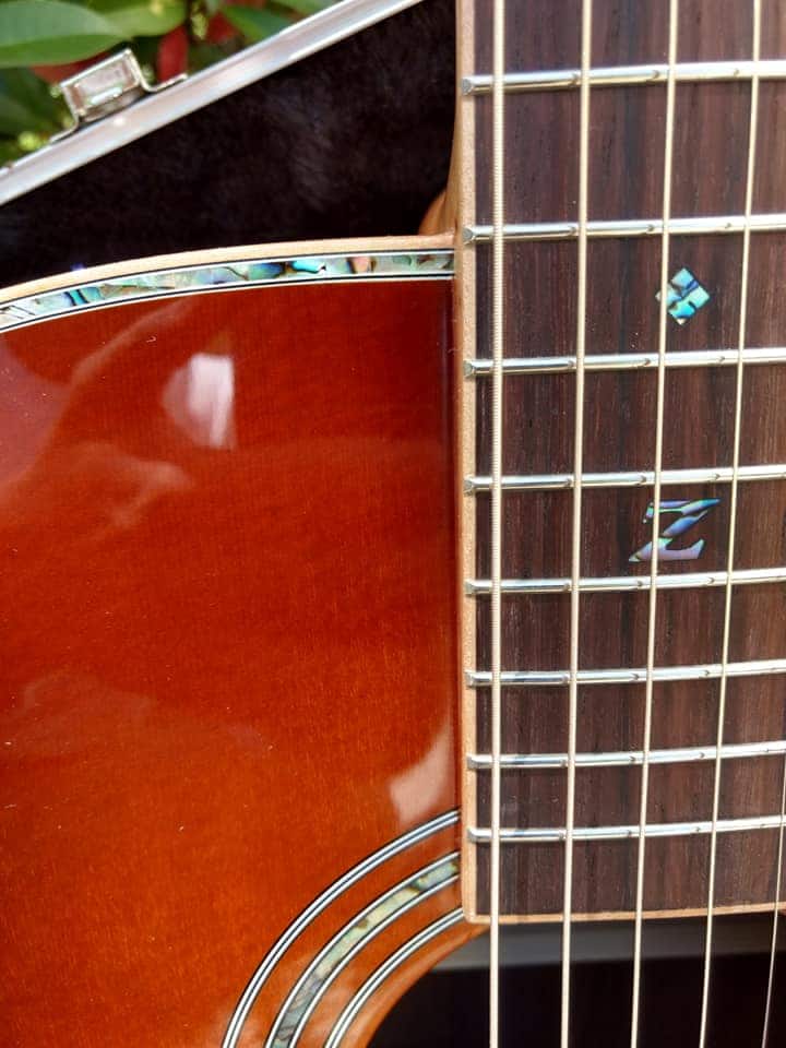 ZAD900CE Solid Spruce/Rosewood Acoustic Electric AURA 50th Anniversary Tobacco Sunburst Pro Series - Deal of the day