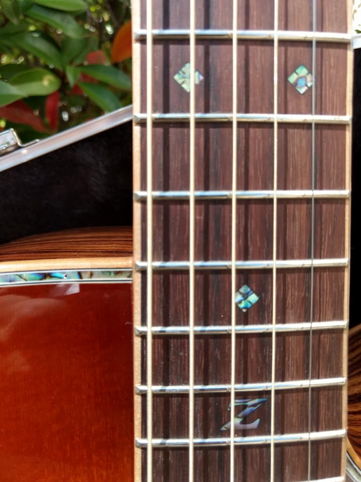 ZAD900CE Solid Spruce/Rosewood Acoustic Electric AURA 50th Anniversary Tobacco Sunburst Pro Series - Deal of the day